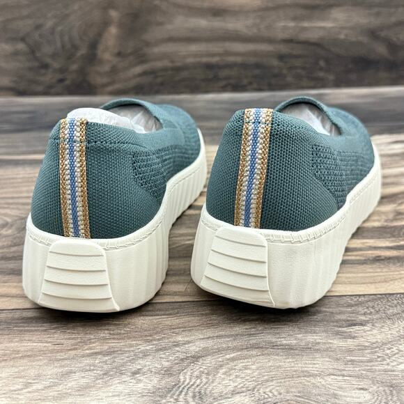 NIB Bzees Wednesday 9M Slip On Comfort Platform Sneakers Green - Picture 8 of 11